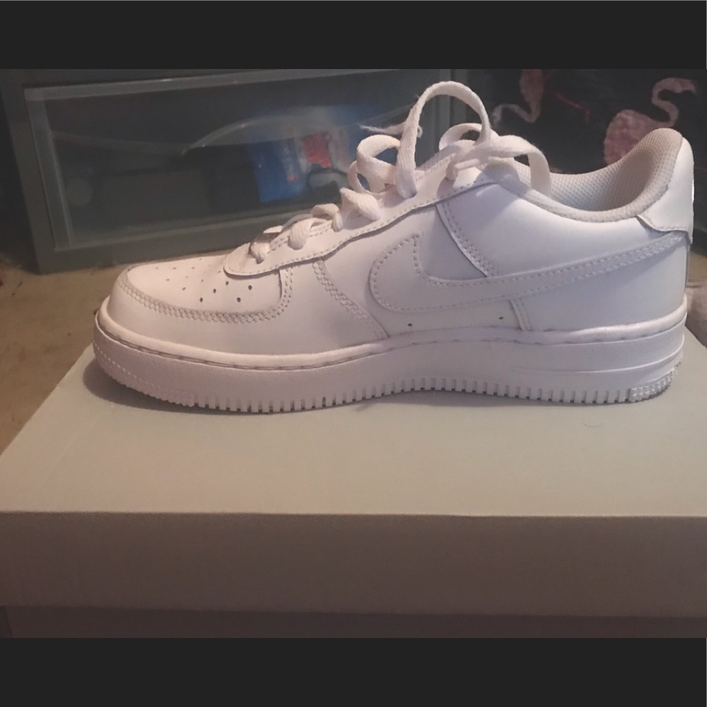 Only been worn once